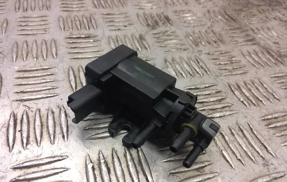 Peugeot RCZ Turbo solenoid valve 9674084680