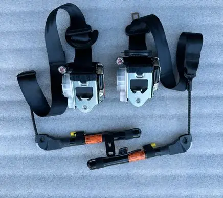 Volkswagen Caddy Set of seat belts 2K7857706F 2K7857705F