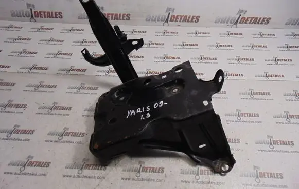Toyota Yaris Battery tray 