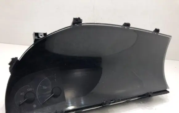 Speedometer (instrument cluster)