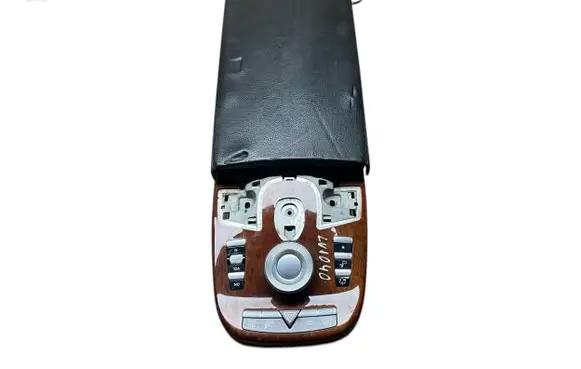 Mercedes-Benz S W221 Head unit multimedia control A2218707458 A2218707758 A2214421168