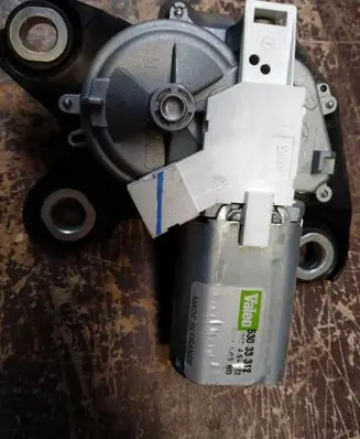 Citroen Berlingo Rear window wiper mechanism 