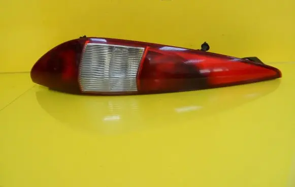 Ford Mondeo Mk III Rear/tail lights
