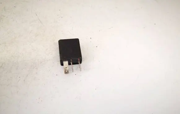 Opel Zafira A Other relay 24432680