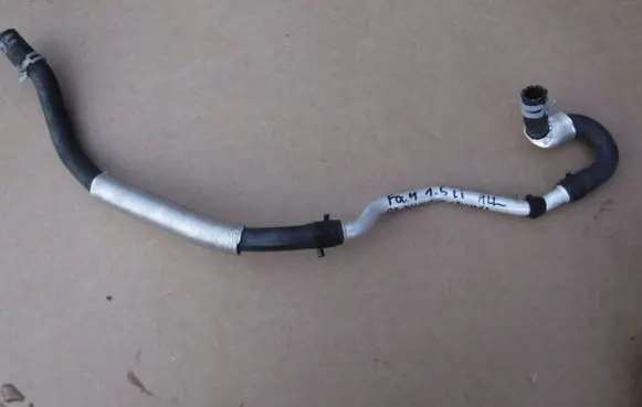 Ford Focus Engine coolant pipe/hose