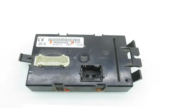 Renault Trafic II (X83) Comfort/convenience module P8200461556