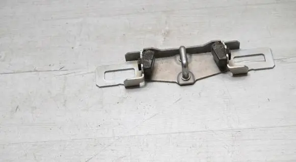 Volvo V40 Trunk lock loop 31276686