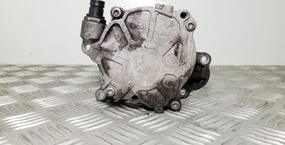 Vacuum pump