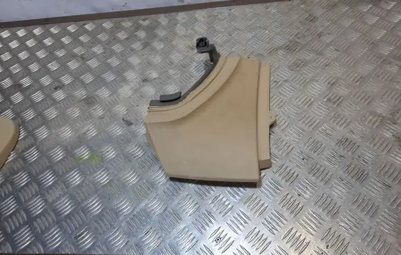 Mercedes-Benz GL X164 Other interior part A1646800287