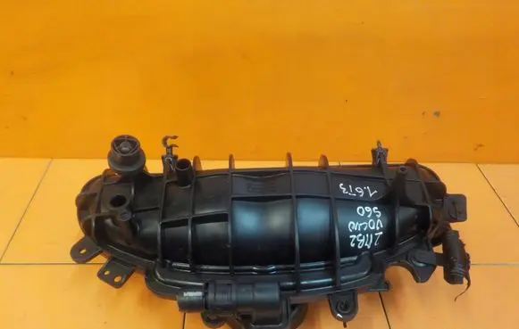 Volvo S60 Intake manifold BM5G9424DC SSACY