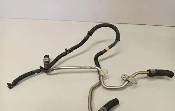 Volkswagen PASSAT B7 Fuel return line/hose 03L201360AD