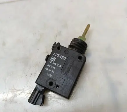 Opel Astra G Central locking motor 90589918 605420 1101215