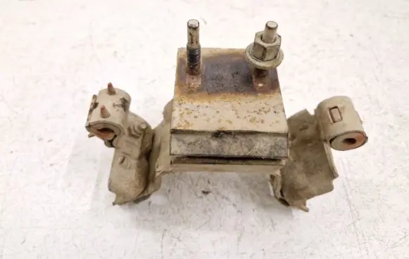 Ford F150 Gearbox mount FL346D091 FL346D091DD