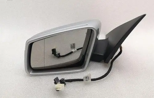 Mercedes-Benz C W204 Front door electric wing mirror A2048103176
