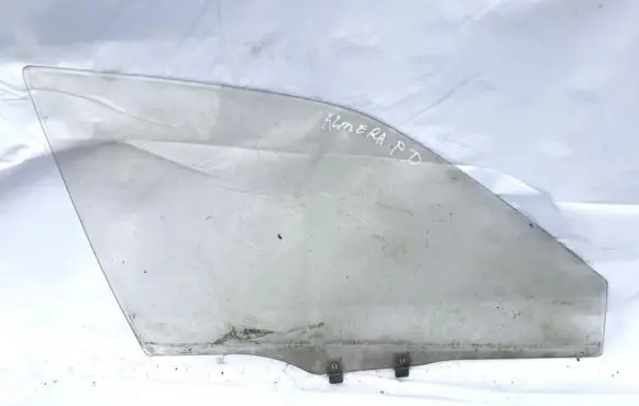 Nissan Almera Front door window glass four-door