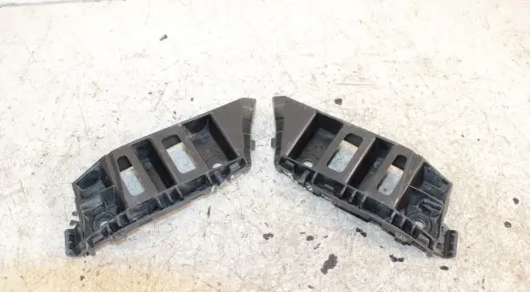 Volkswagen Tiguan Front bumper mounting bracket 5N0807184