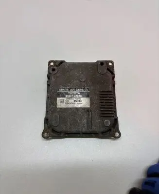 Toyota Prius (XW30) Headlight ballast module Xenon 8596747010 3550079290 0YPA2478532
