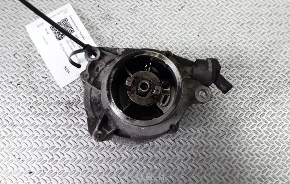 Opel Omega B2 Vacuum pump 72832710C