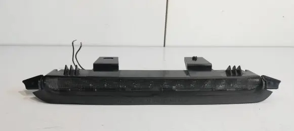 Volvo V50 Third/center stoplight