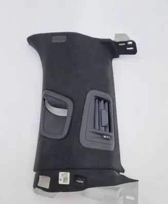 Jeep Grand Cherokee WL (D)pillar trim (top) 6XP06TRMAD 66592 6XP08TRMAD