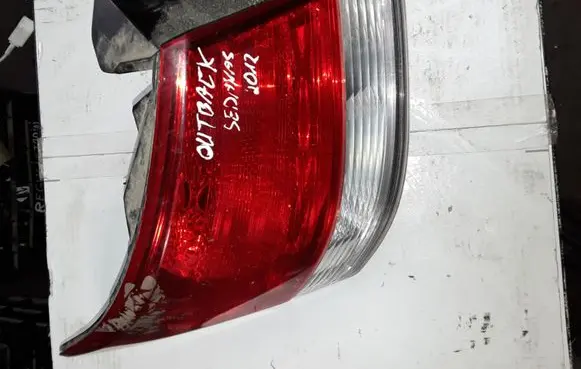 Subaru Outback Rear/tail lights