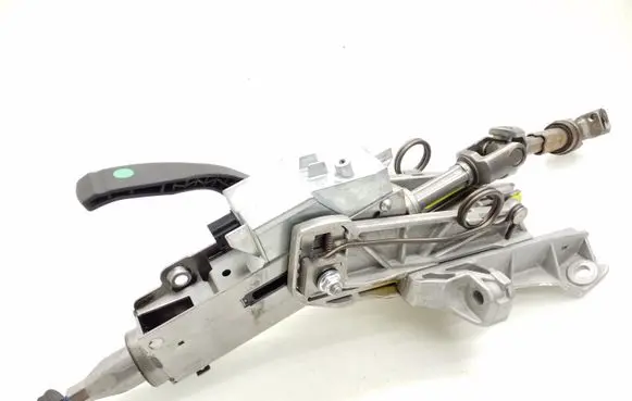 Ford Focus Steering wheel axle set 7G913F880