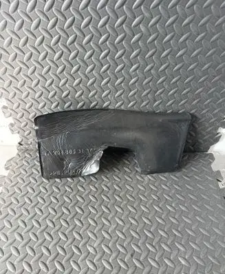Mercedes-Benz C W204 Fender foam support/seal A2048853137