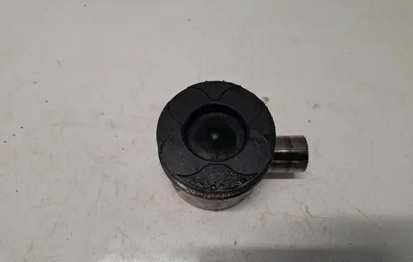Volvo C30 Piston 