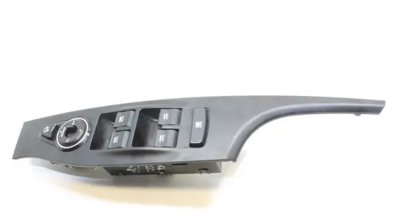 Hyundai i40 Electric window control switch 935703Z050
