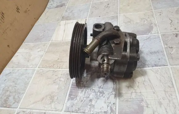 Power steering pump