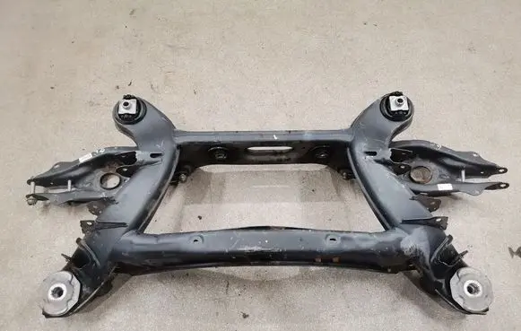 Mercedes-Benz C W205 Rear subframe 