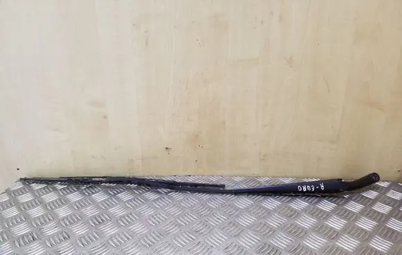Volvo V70 Front wiper blade arm 8624246