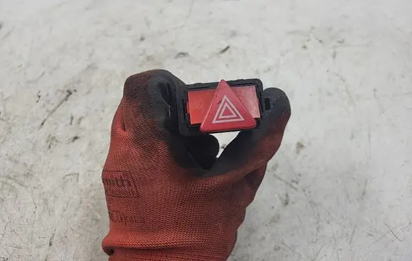 Audi A4 S4 B5 8D Hazard light switch 8D0941509H
