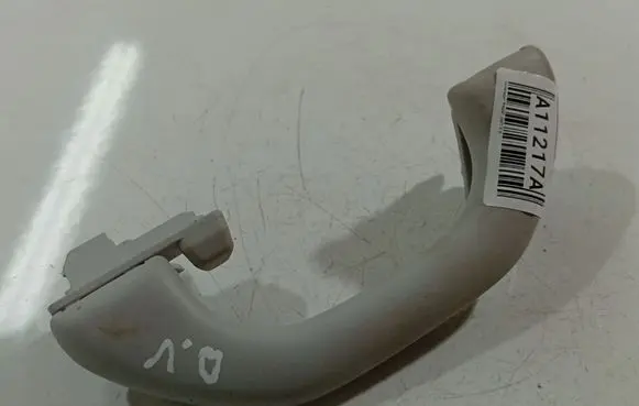 Volkswagen PASSAT B6 Rear interior roof grab handle 1K0857607J