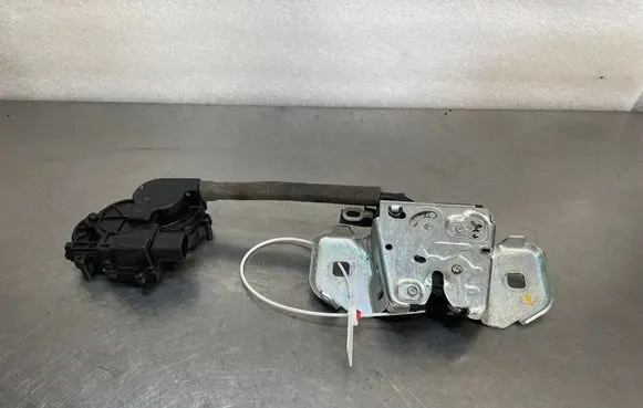Porsche Taycan 9J1 Tailgate/trunk/boot lock/catch/latch 9J0827888 9J0827447A