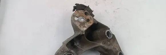 Audi A4 S4 B5 8D Engine mounting bracket 8D0199352B