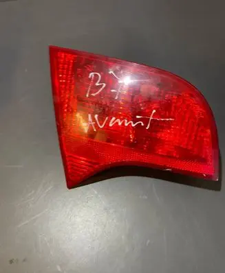 Audi A4 S4 B7 8E 8H Tailgate rear/tail lights 8E9945093
