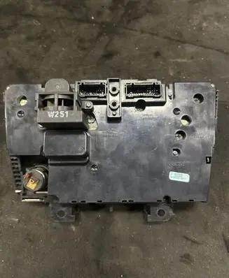 Volvo S60 Climate control unit 8691876 M7065500017