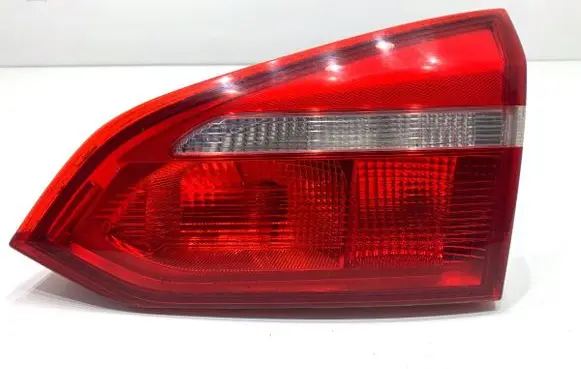 Ford Focus Rear/tail lights F1EB13A602BA