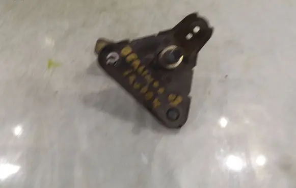 Citroen Berlingo Front wiper linkage 