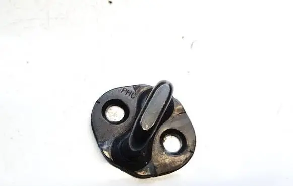 KIA Sportage Front door lock loop/hook striker 