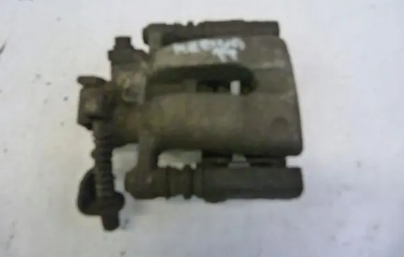Opel Meriva A Rear brake caliper