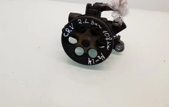 Honda CR-V Power steering pump P3F004652W