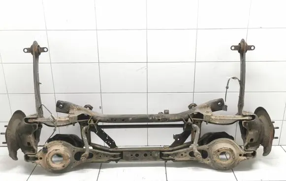 Volvo V40 Rear subframe 31314456ae 31314457ae