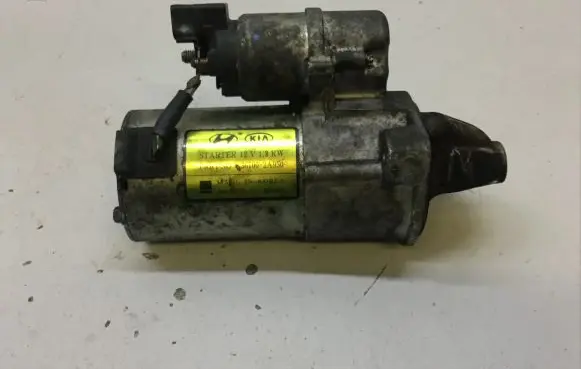 KIA Sportage Starter motor 361002U700