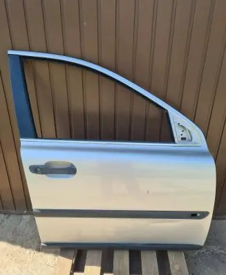 Volvo XC90 Front door