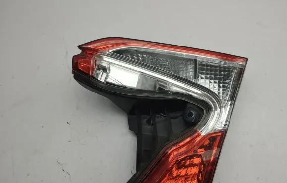 Toyota C-HR I Tailgate rear/tail lights 81580F4010