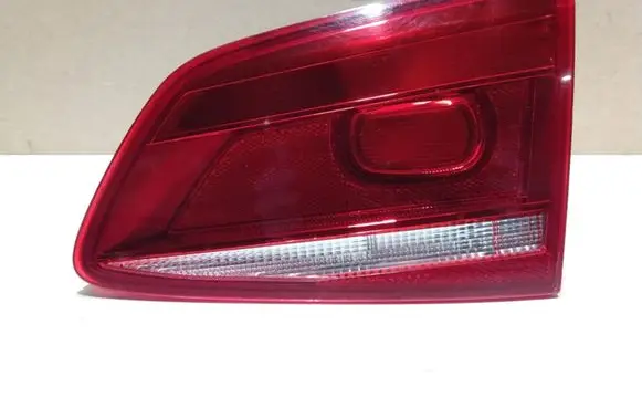 Volkswagen PASSAT B7 Tailgate rear/tail lights 3AF945094C