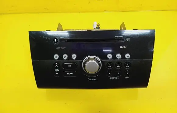 Suzuki Swift I Radio/CD/DVD/GPS head unit 39101-62J2