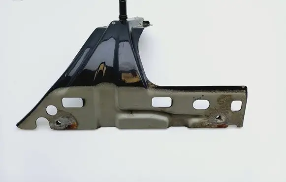 Volkswagen Touran I Fender mounting bracket 